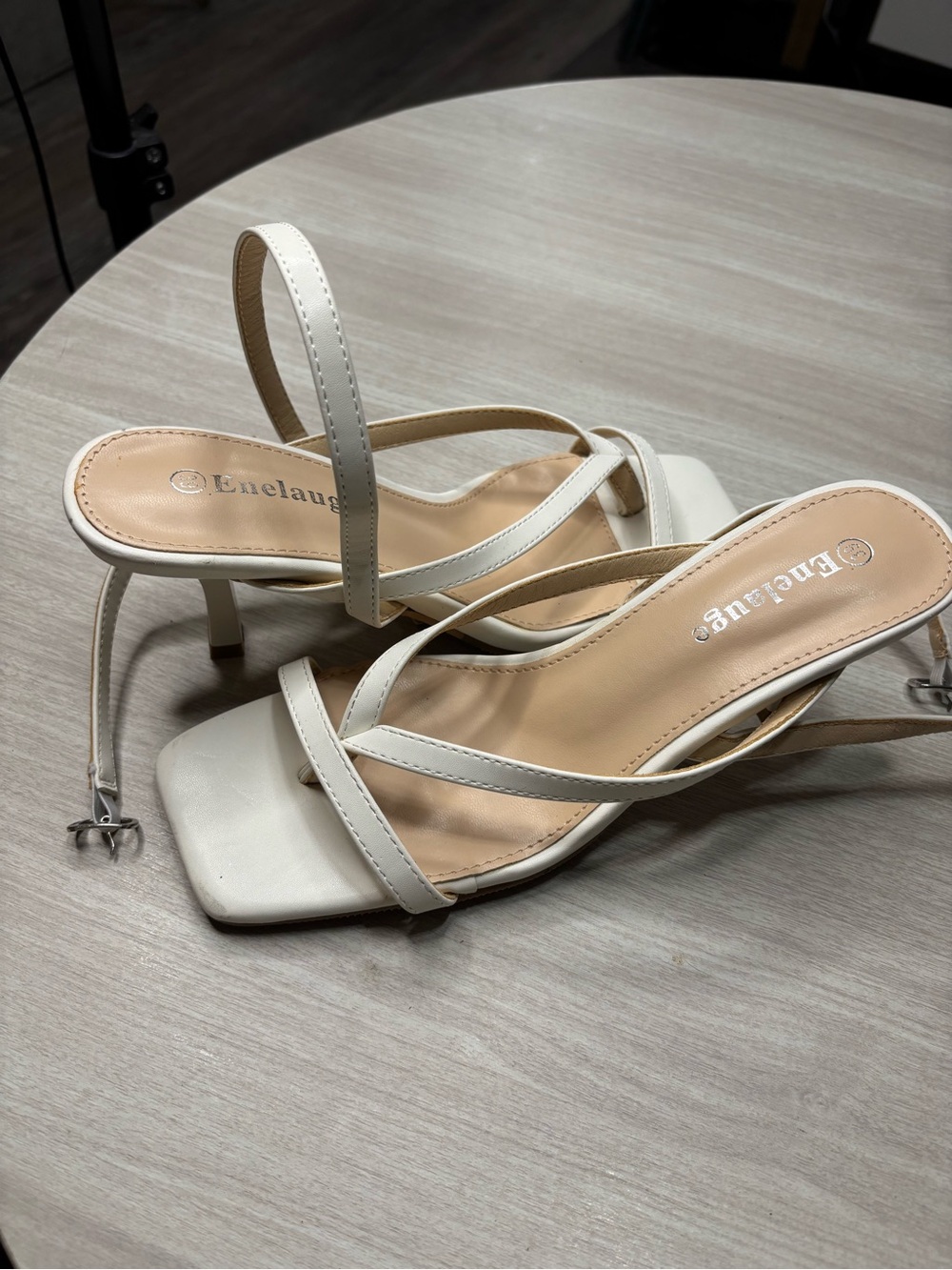 SHEIN White leather square toe heels
